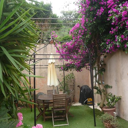 Liyaroyce Apartment Cavalaire-sur-Mer Ngoại thất bức ảnh