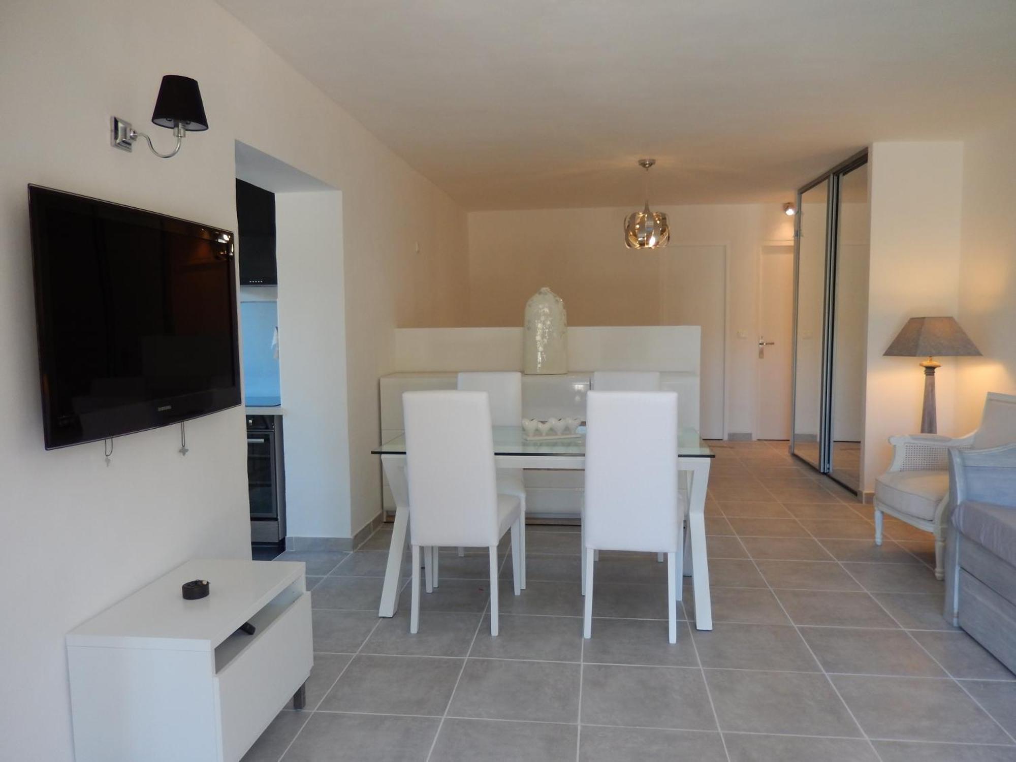 Liyaroyce Apartment Cavalaire-sur-Mer Phòng bức ảnh